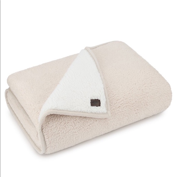 UGG Bedding Ugg Classic Sherpa Throw Blanket New Mul Colors Poshmark